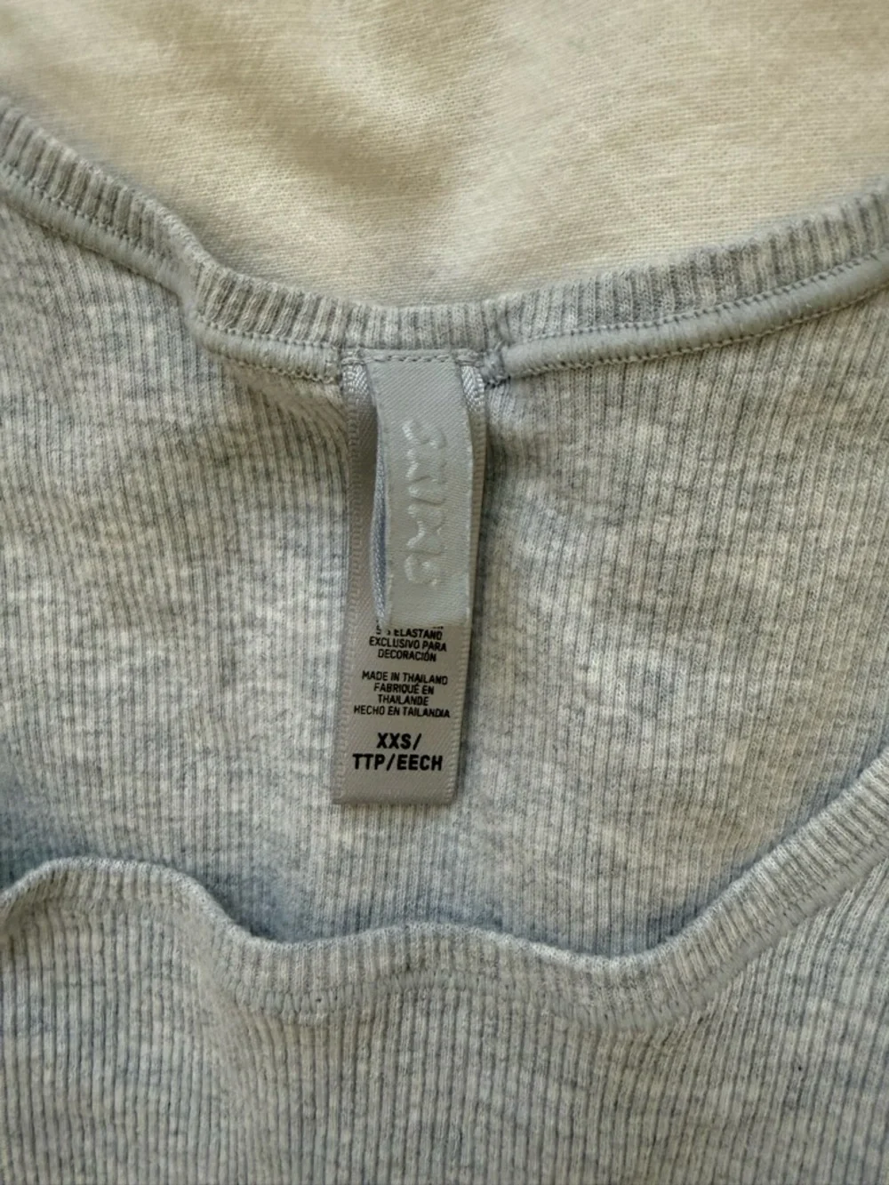 Skims Ribbed Cropped Tank - Picture 2 of 3